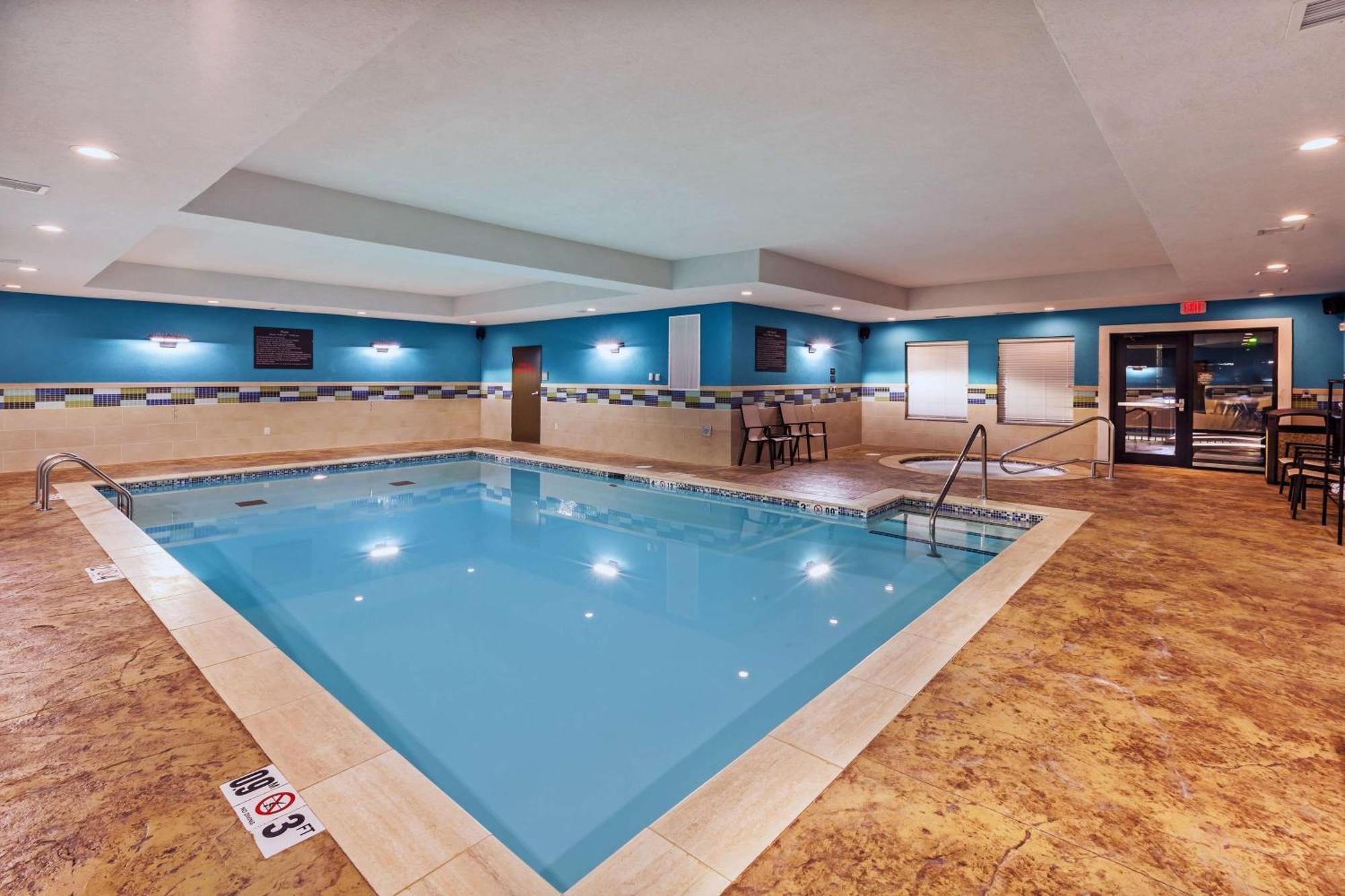 Hampton Inn & Suites Claremore Kültér fotó